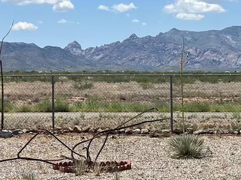 Exterior - 907 E Ocotillo Way, Sunsites, AZ 85625 photo 12 of 17