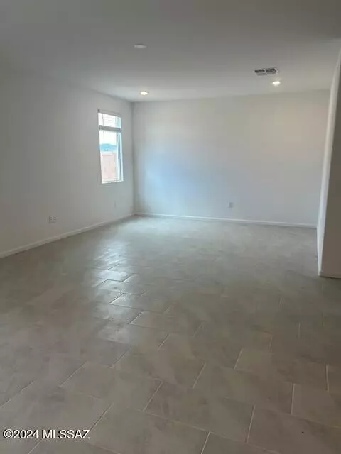 12753 E Marietta Dr, Vail, AZ 85641 photo 5