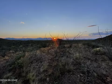 17430 S Sunbird Ln, Tucson, AZ 85736