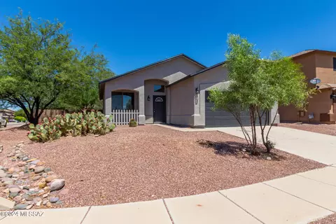 8793 E Lions Spring Pl, Tucson, AZ 85747