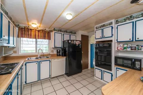1326 E Ginter Rd, Tucson, AZ 85706 photo 3