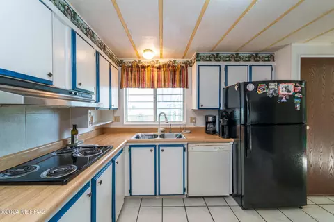 1326 E Ginter Rd, Tucson, AZ 85706 photo 6