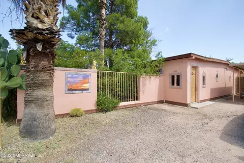 3166 E 28th St, Tucson, AZ 85713