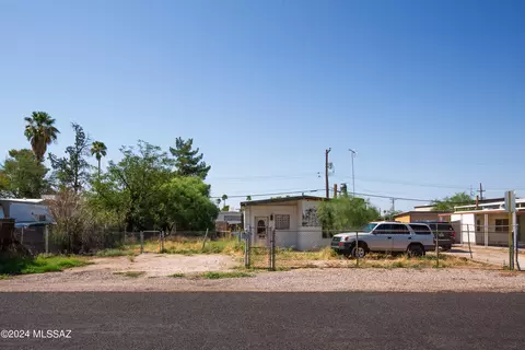 1349 W Allegheny St, Tucson, AZ 85705