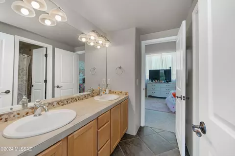 7 S Crown Plz, Vail, AZ 85641 photo 13