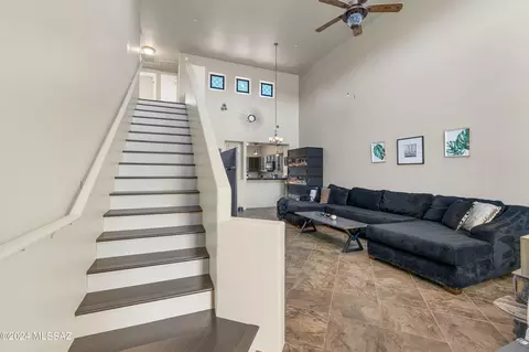 7 S Crown Plz, Vail, AZ 85641 photo 8