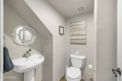 7 S Crown Plz, Vail, AZ 85641 photo 14