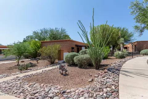 223 S Paseo Quinta #A, Green Valley, AZ 85614