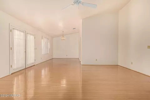 9183 Elderberry St, Tucson, AZ 85747 photo 5