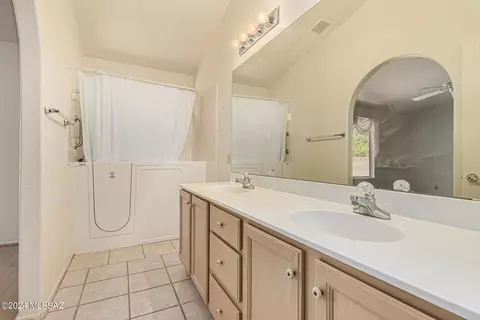 9183 Elderberry St, Tucson, AZ 85747 photo 16