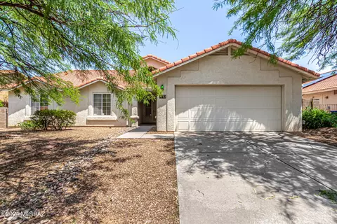 9183 Elderberry St, Tucson, AZ 85747