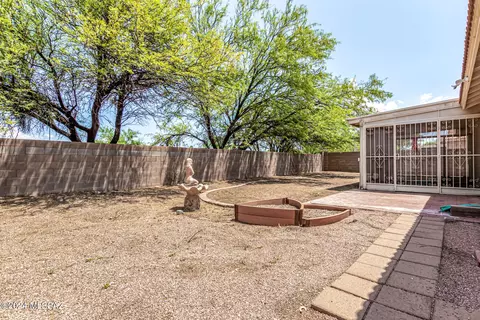 9183 Elderberry St, Tucson, AZ 85747 photo 31