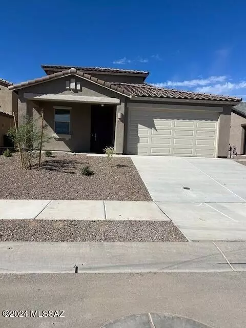 16548 S Paseo El Panal, Sahuarita, AZ 85629