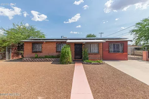 10 E Dakota St, Tucson, AZ 85706