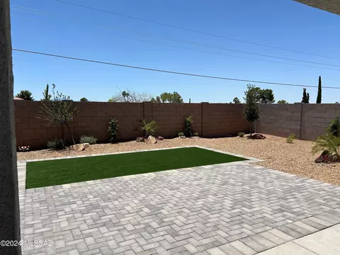 Exterior - 9774 E Gray Hawk Dr, Tucson, AZ 85730 photo 1 of 1