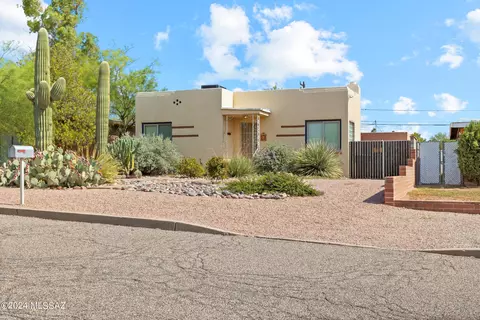 1404 E Silver St, Tucson, AZ 85719 photo 2