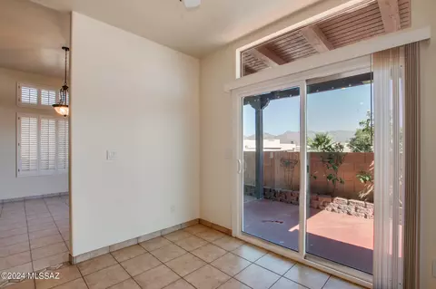 10421 E Thunderbolt Dr, Tucson, AZ 85748 photo 6