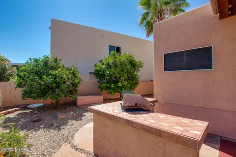 10421 E Thunderbolt Dr, Tucson, AZ 85748 photo 29
