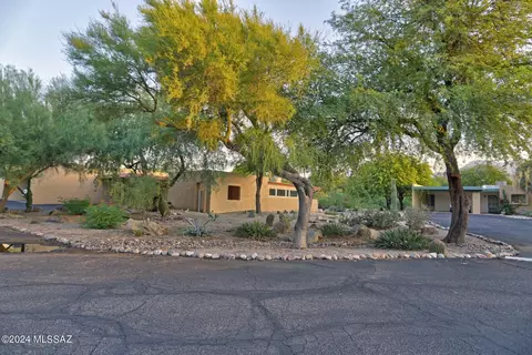 6949 E Rivercrest Rd, Tucson, AZ 85750 photo 2