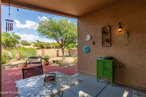 Exterior - 60572 Flank Strap Dr, Tucson, AZ 85739 photo 3 of 7