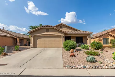 60572 Flank Strap Dr, Tucson, AZ 85739