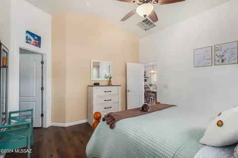 Bedroom - 60572 Flank Strap Dr, Tucson, AZ 85739 photo 3 of 5