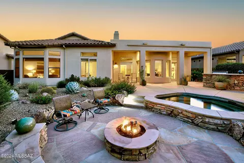 13696 N Tessali Way, Oro Valley, AZ 85755