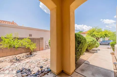 10730 E Migratory Pl, Tucson, AZ 85748 photo 11