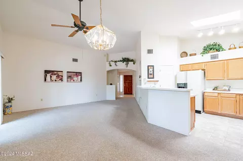 10730 E Migratory Pl, Tucson, AZ 85748 photo 15