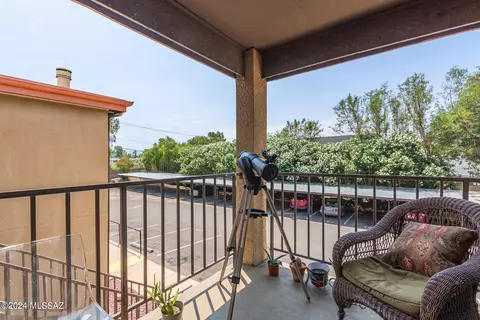 1620 N Wilmot Rd #D268, Tucson, AZ 85712