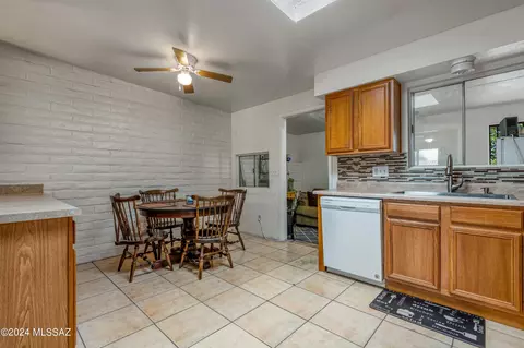Kitchen - 6579 E Hawk Dr, Tucson, AZ 85730 photo 2 of 3