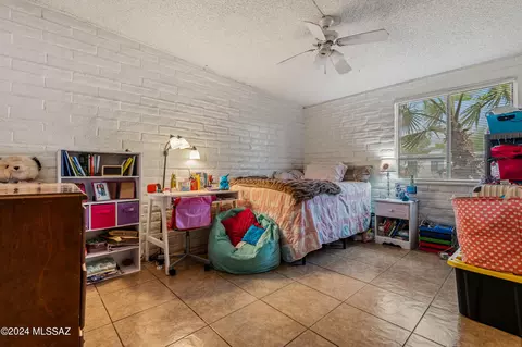 Bedroom - 6579 E Hawk Dr, Tucson, AZ 85730 photo 5 of 8