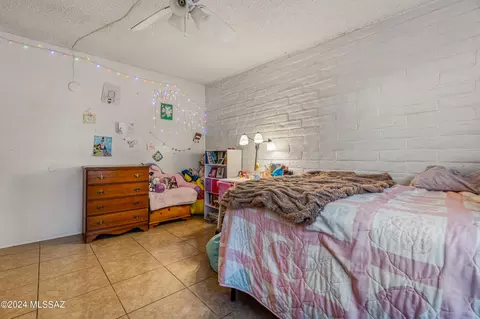 Bedroom - 6579 E Hawk Dr, Tucson, AZ 85730 photo 6 of 8