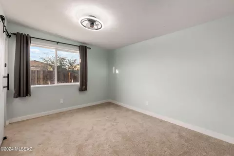 Bedroom - 9831 E 33rd St, Tucson, AZ 85748 photo 5 of 7