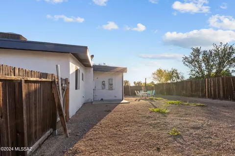 Exterior - 9831 E 33rd St, Tucson, AZ 85748 photo 7 of 7