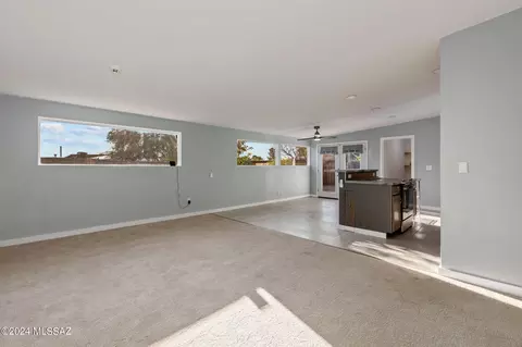 Living - 9831 E 33rd St, Tucson, AZ 85748 photo 3 of 4