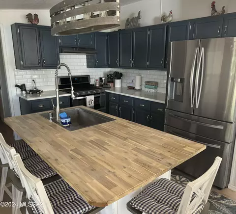 1951 W Eagle Way, Amado, AZ 85645 photo 7