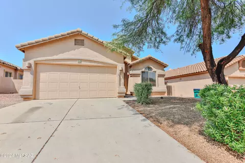 343 E Camino Del Pinsapo, Sahuarita, AZ 85629