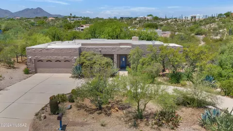 4852 W Placita De Los Vientos, Tucson, AZ 85745