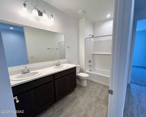 11842 E Becker Dr, Vail, AZ 85641