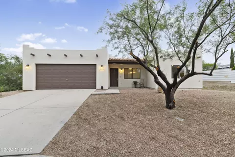 2049 S Rufus Dr, Tucson, AZ 85713