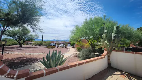 250 S Paseo Cerro #D, Green Valley, AZ 85614