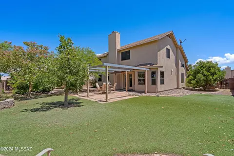 Exterior - 7580 S Errigal Ln, Tucson, AZ 85747 photo 3 of 5
