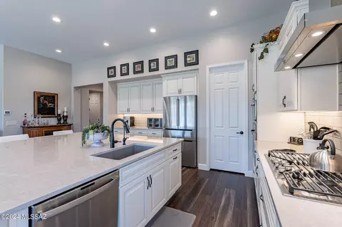 61969 E Quartzite Rd, Oracle, AZ 85623 photo 13