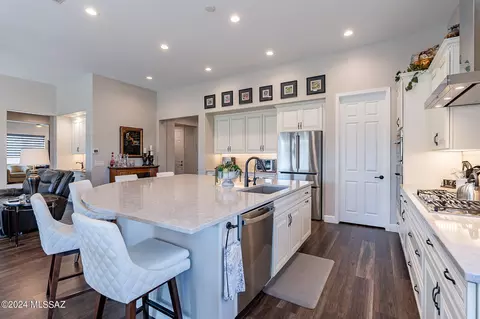 61969 E Quartzite Rd, Oracle, AZ 85623 photo 8