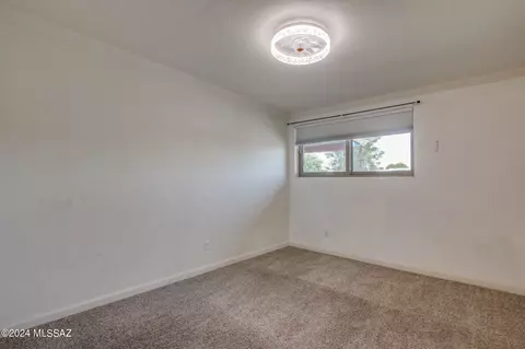 8969 E Kirkpatrick Cir, Tucson, AZ 85710 photo 20