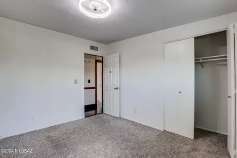 8969 E Kirkpatrick Cir, Tucson, AZ 85710 photo 22