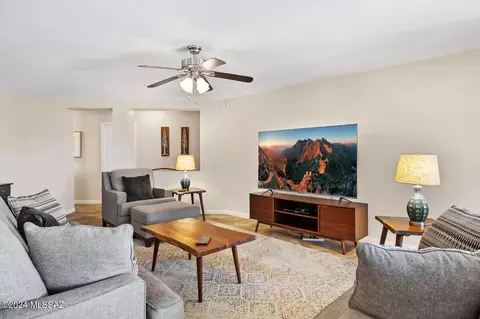 10660 S Silverbluff Dr, Vail, AZ 85641 photo 13