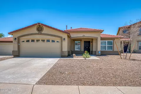 10660 S Silverbluff Dr, Vail, AZ 85641 photo 8