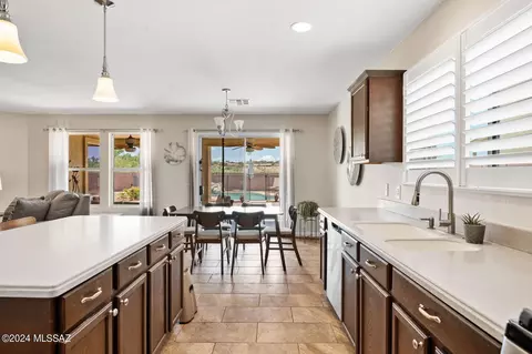 10660 S Silverbluff Dr, Vail, AZ 85641 photo 15